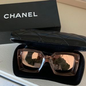 SOLD —-18K Pink Gold Mirror Square Sunglasses